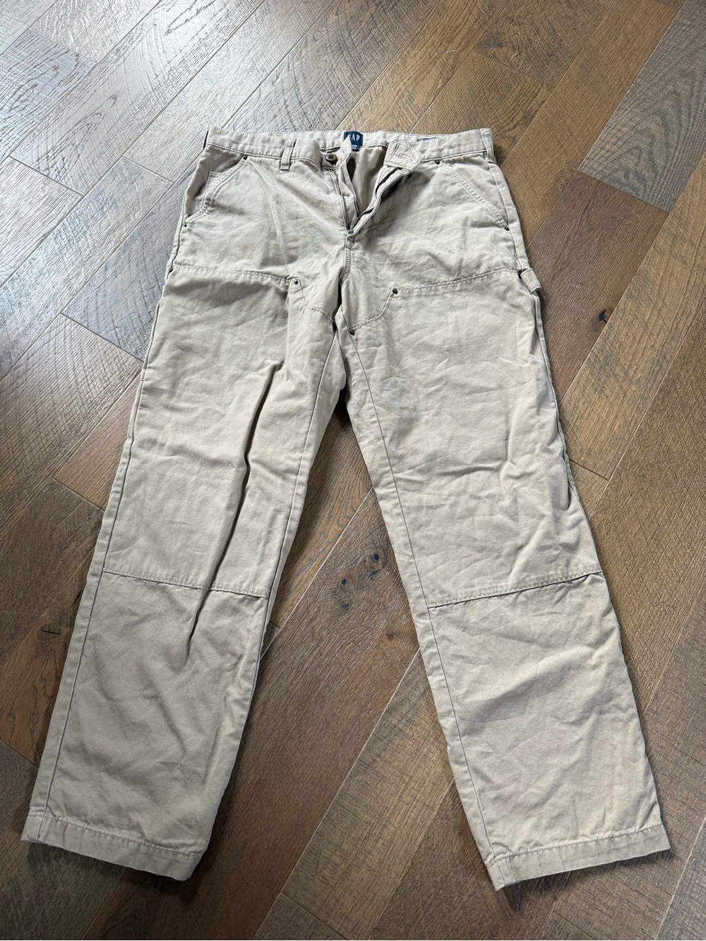 GAP Men's Light Khaki Cargo Pants